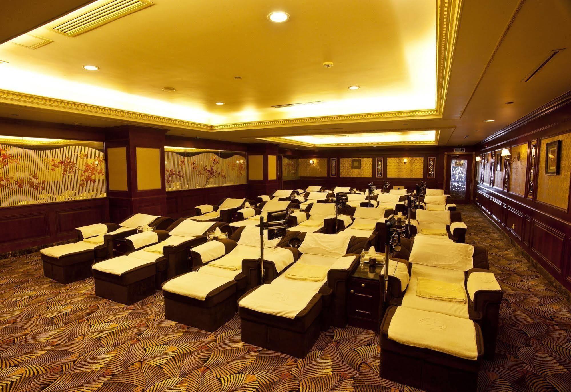 New Grand Dynasty Hotel Chaoyang  Exterior photo